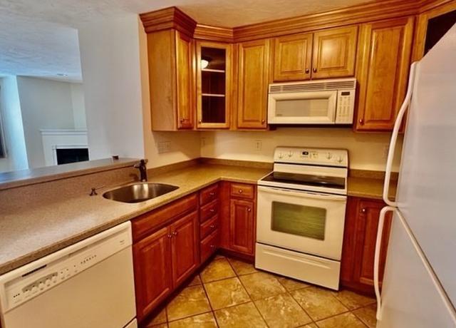 Photo of 93 W Emerson St Unit 3, Melrose, MA 02176