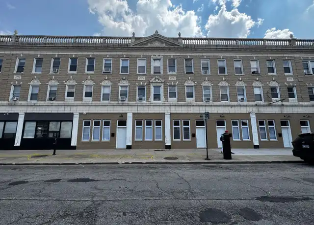 Property at 3250 N Pulaski Rd Unit C, Chicago, IL, 60641, 2 beds, 1 bath, [object Object]