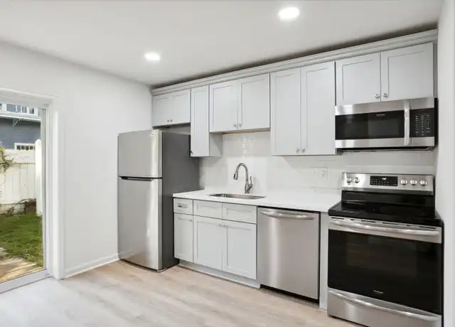 Property at 1632 Fourth St Unit 6, New Orleans, LA, 70130, 1 bed, 1 bath, [object Object]