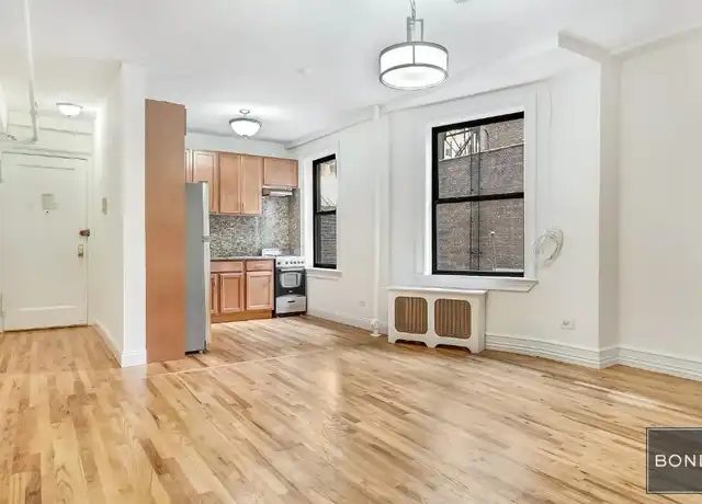Property at 245 W 51st St Unit 508, New York, NY, 10019, 2 beds, 1 bath, [object Object]