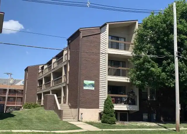 Property at 1009 S 1st St, Champaign, IL, 61820, 3 beds, 2 baths, [object Object]