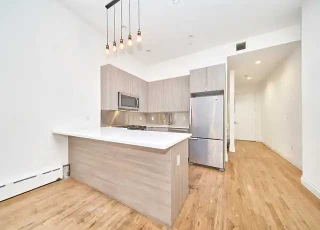 Property at 45 Beekman St Unit 5N, New York, NY, 10038, 4 beds, 3 baths, [object Object]