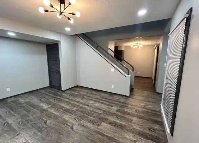 Property at 1841 Ridgehaven Ct Unit 3, Lincoln, NE, 68505, 2 beds, 1 bath, [object Object]