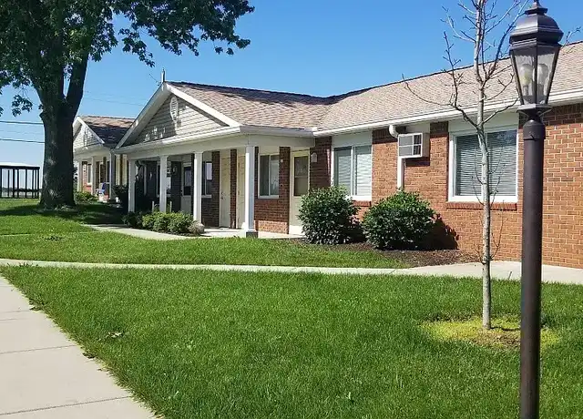 Property at 975 Monroe St Unit 102, Bellevue, OH, 44811, 2 beds, 1 bath, [object Object]