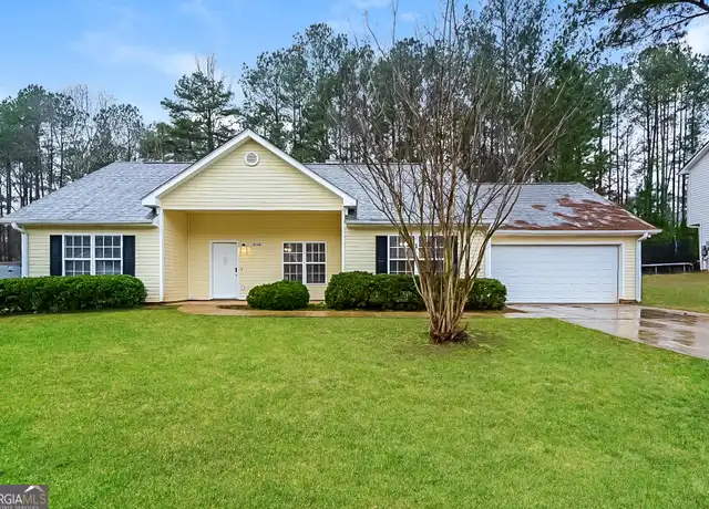 Property at 8198 Sterling Ln, Covington, GA, 30014, 3 beds, 2 baths, [object Object]