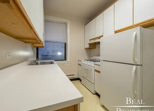 Property at 1319 Oak Ave Unit CL-D1, Evanston, IL, 60201, 1 bed, 1 bath, [object Object]