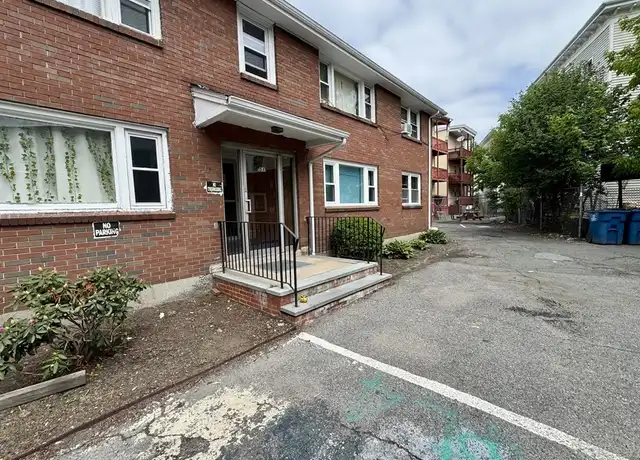 Property at 51 Laighton St #4, Lynn, MA, 01902, 2 beds, 1 bath, [object Object]