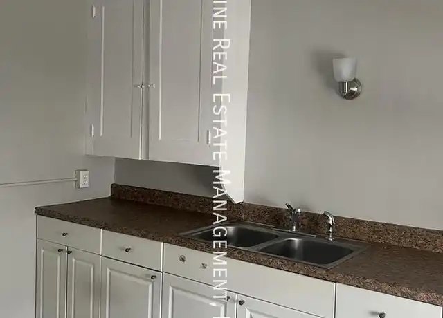 Property at 591 Main St Unit 12, Bangor, ME, 04401, 1 bed, 1 bath, [object Object]