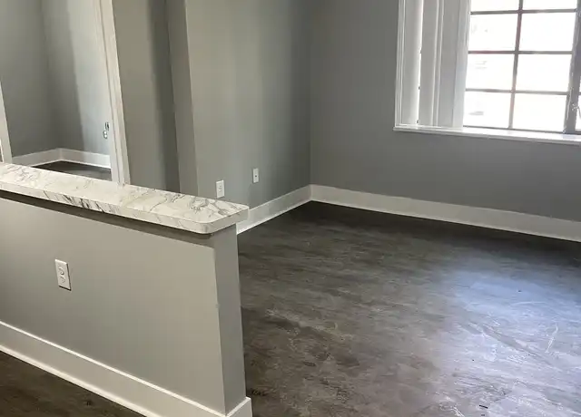 Property at 931 Covington Dr Unit 204, Highland Park, MI, 48203, 1 bed, 1 bath, [object Object]