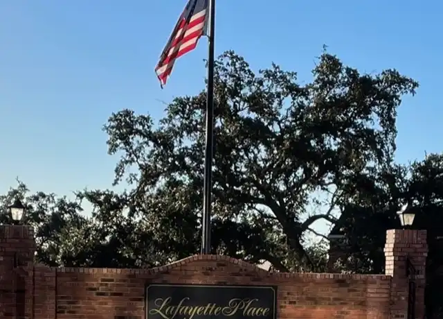 Property at 7500 Callaghan Rd #184, San Antonio, TX, 78229, 3 beds, 2 baths, [object Object]
