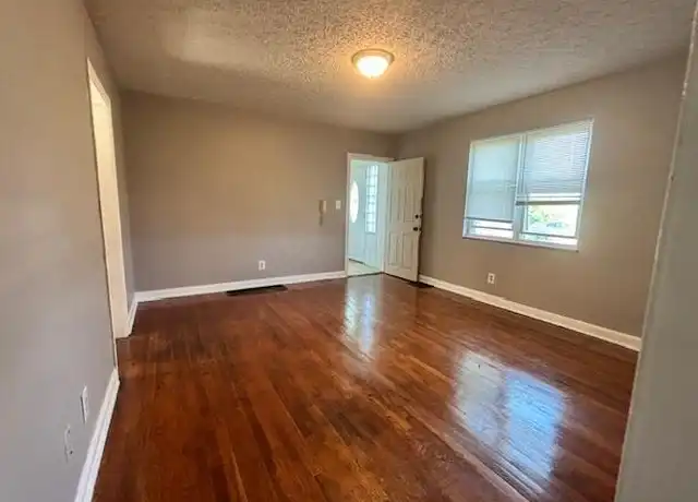 Property at 233 N James Rd Unit B, Columbus, OH, 43213, 1 bed, 1 bath, [object Object]