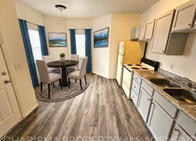 Property at 209 S Lake Ave #1, Sioux Falls, SD, 57104, 2 beds, 1 bath, [object Object]