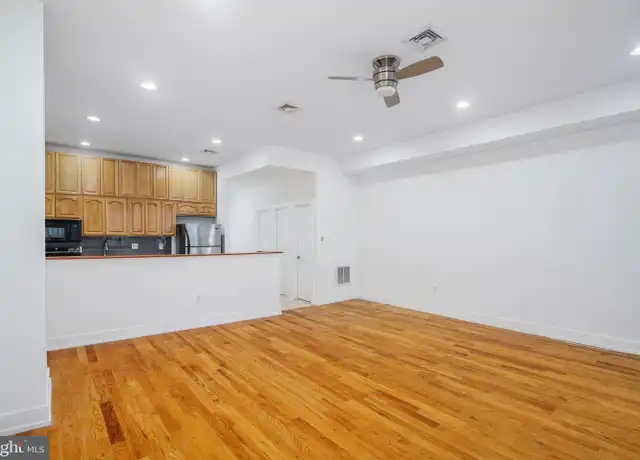 Property at 2218 Frankford Ave Unit 2, Philadelphia, PA, 19125, 1 bed, 1 bath, [object Object]