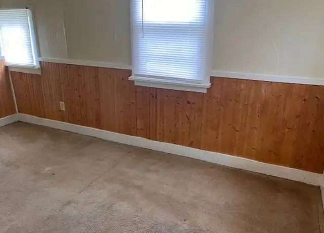 Property at 531-1/2 Sullivan Ave, Waterloo, IA, 50701, 1 bed, 1 bath, [object Object]
