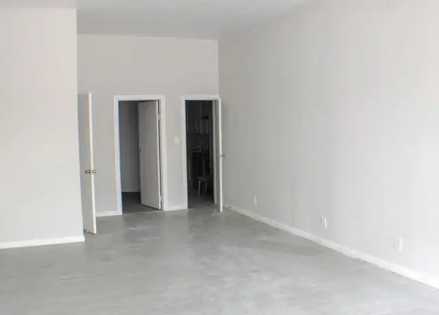 Property at 112 W Coal St Unit 112 A, Shenandoah, PA, 17976, 1 bed, 1 bath, [object Object]