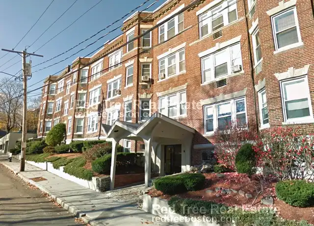 Property at 33 Lancaster Ter Unit 204, Brookline, MA, 02446, 2 beds, 2 baths, [object Object]