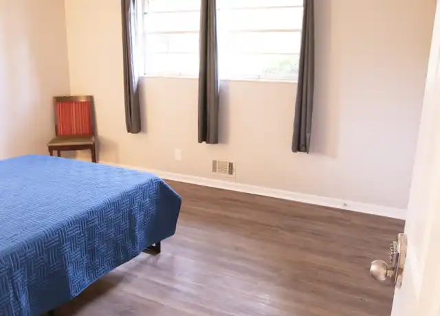 Property at 207 Burns Rd Unit 4, Carrollton, GA, 30117, 1 bed, 1 bath, [object Object]