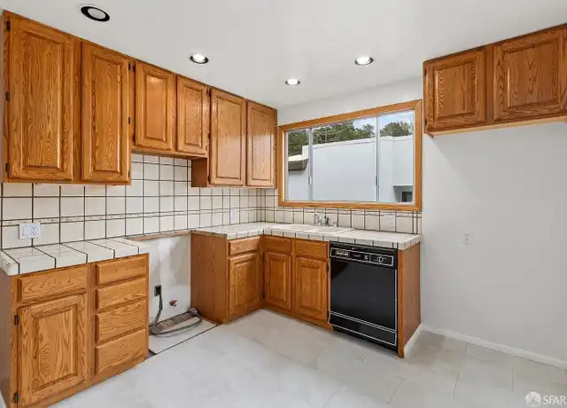 Property at 283 Dellbrook Ave, San Francisco, CA, 94131, 2 beds, 1 bath, [object Object]