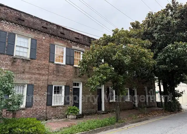 Property at 240 Price St, Savannah, GA, 31401, 2 beds, 1.5 baths, [object Object]