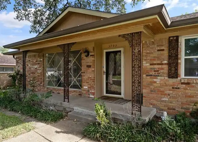 Property at 5705 Twineing St, Dallas, TX, 75227, 4 beds, 2 baths, [object Object]