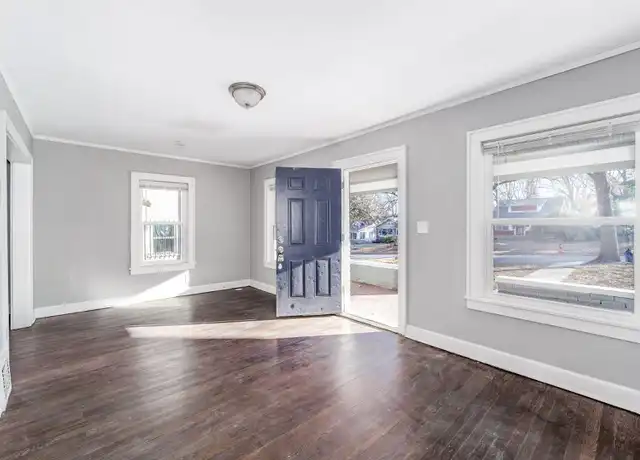 Property at 1184 E 65th St, Kansas City, MO, 64131, 3 beds, 1 bath, [object Object]