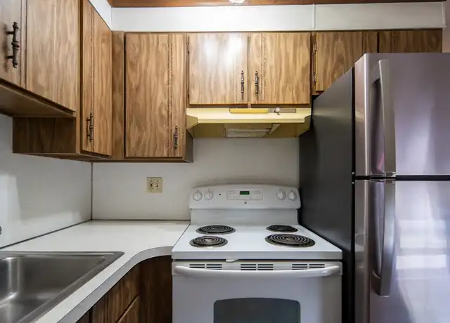 Property at 7 105th St Unit 3A, Troy, NY, 12180, 1 bed, 1 bath, [object Object]