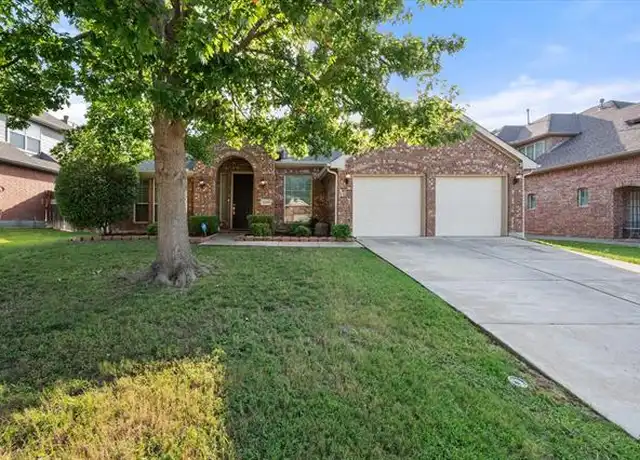 Property at 2208 Hillary Trl, Mansfield, TX, 76063, 4 beds, 2 baths, [object Object]