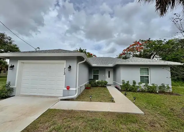 Property at 713 SE East Ave, Stuart, FL, 34994, 2 beds, 2 baths, [object Object]