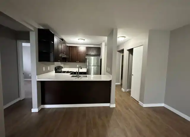 Property at 4236 7th Ave NE Unit 9, Seattle, WA, 98105, 2 beds, 1 bath, [object Object]