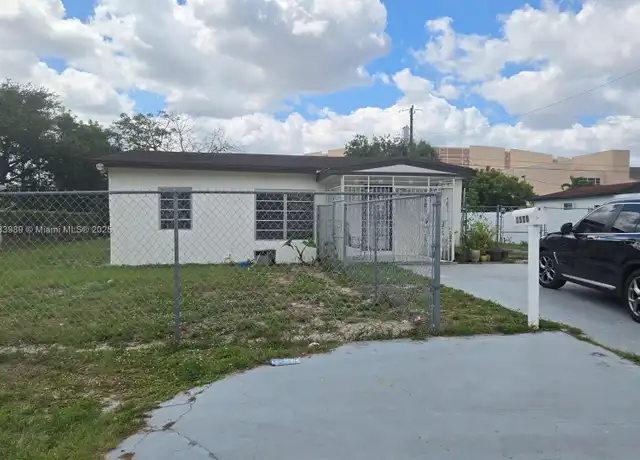 Property at 3310 NW 214th St, Miami Gardens, FL, 33056, 3 beds, 1 bath, [object Object]