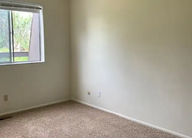 Property at 285 W 100 N Unit 2, Logan, UT, 84321, 2 beds, 1 bath, [object Object]