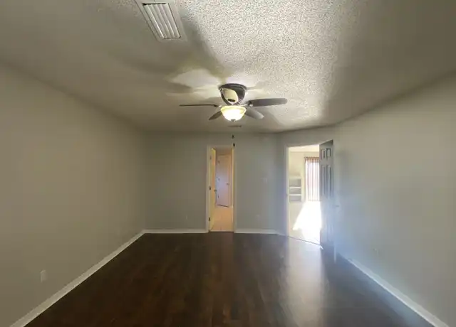 Property at 2732 Beacon Ct, Navarre, FL, 32566, 3 beds, 2 baths, [object Object]