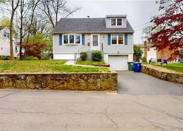 Property at 145 Rooster River Blvd, Bridgeport, CT, 06606, 5 beds, 2 baths, [object Object]