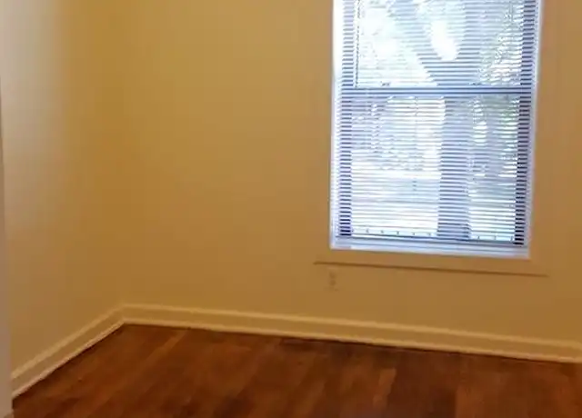 Property at 901 W Agatite Ave, Chicago, IL, 60640, 3 beds, 1 bath, [object Object]
