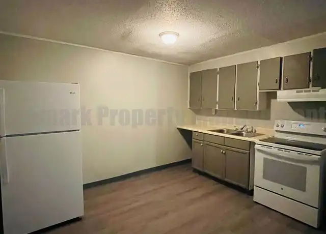 Property at 210 Martin Ave Unit 12, Lewisburg, TN, 37091, 0 beds, 1 bath, [object Object]