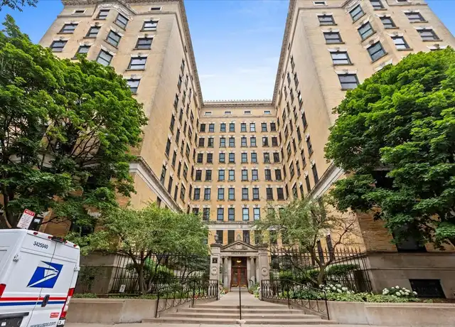 Property at 559 W Surf St #501, Chicago, IL, 60657, 2 beds, 1 bath, [object Object]