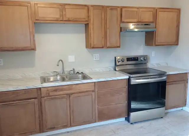 Property at 17 Orchard Dr Unit 1, Herrin, IL, 62948, 3 beds, 1 bath, [object Object]