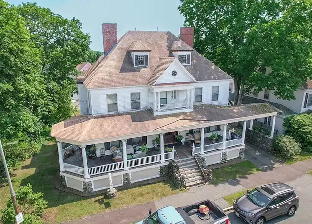 Property at 18 Chestnut St Unit 4, Wakefield, MA, 01880, 1 bed, 1 bath, [object Object]