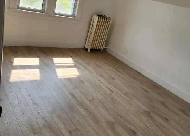 Property at 435 N Main St Unit 5, Bristol, CT, 06010, 2 beds, 1 bath, [object Object]