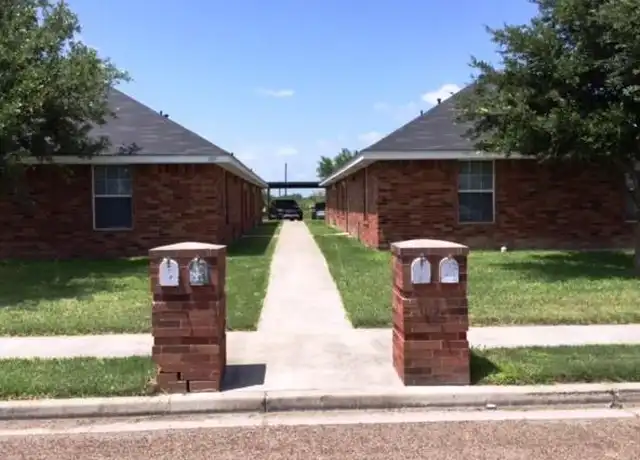 Property at 1815 W Portales Dr, Edinburg, TX, 78541, 2 beds, 2 baths, [object Object]