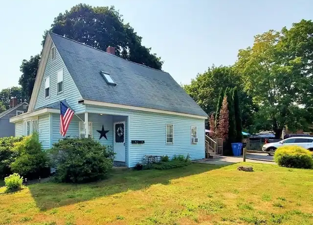 Property at 285 Old South Ave Unit 2, Whitman, MA, 02382, 2 beds, 1 bath, [object Object]