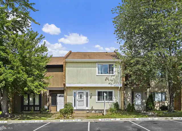 Property at 1119 Shannon Pl, Herndon, VA, 20170, 3 beds, 2.5 baths, [object Object]