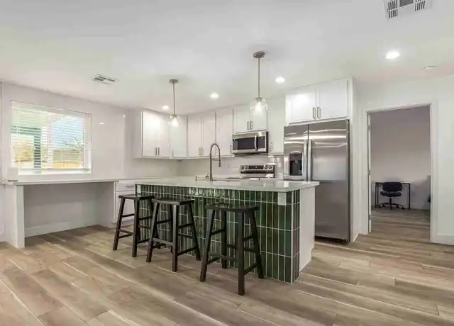 Property at 5730 W Rosewood Ln, Phoenix, AZ, 85031, 1 bed, 1 bath, [object Object]