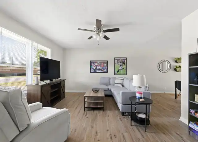Property at 1414 Casa Linda Dr, Corpus Christi, TX, 78411, 3 beds, 1 bath, [object Object]