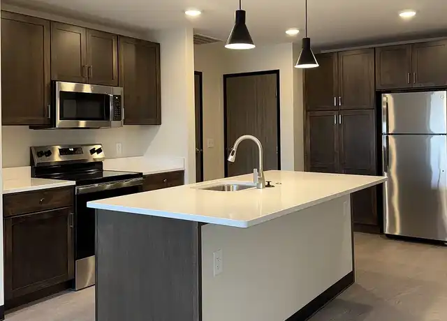 Property at 275 Lofts at Kingston Yard - 275 1st Ave SW, Cedar Rapids, IA, 52405, 0-2 beds, 1 bath, [object Object]