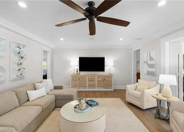 Property at 535 Anchor Rode Dr, Naples, FL, 34103, 4 beds, 3 baths, [object Object]