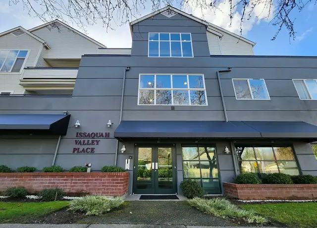 Photo of 75 NW Dogwood St, Issaquah, WA 98027