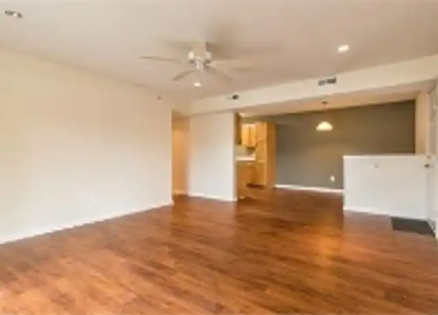 Property at 111 Park Hill Ln Unit 111-102, Mt Washington, KY, 40047, 2 beds, 2 baths, [object Object]
