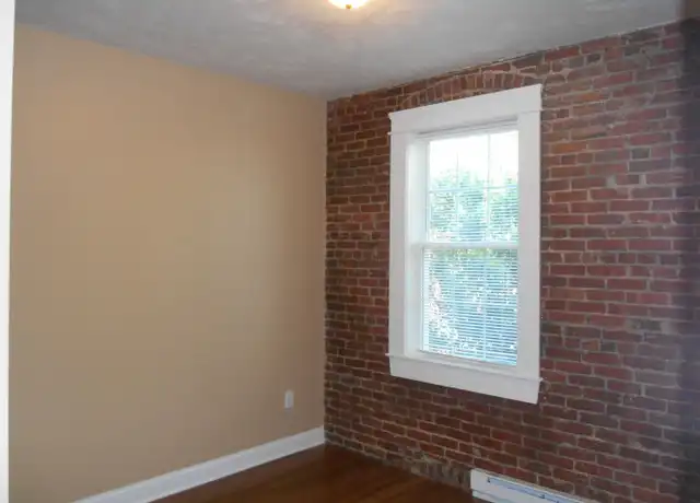 Property at 100 Knight St Unit 1, Providence, RI, 02909, 3 beds, 1.5 baths, [object Object]