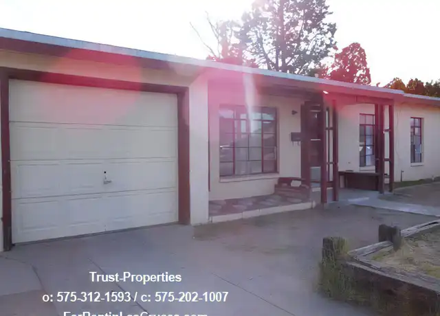 Property at 1816 S Solano Dr, Las Cruces, NM, 88001, 3 beds, 1 bath, [object Object]
